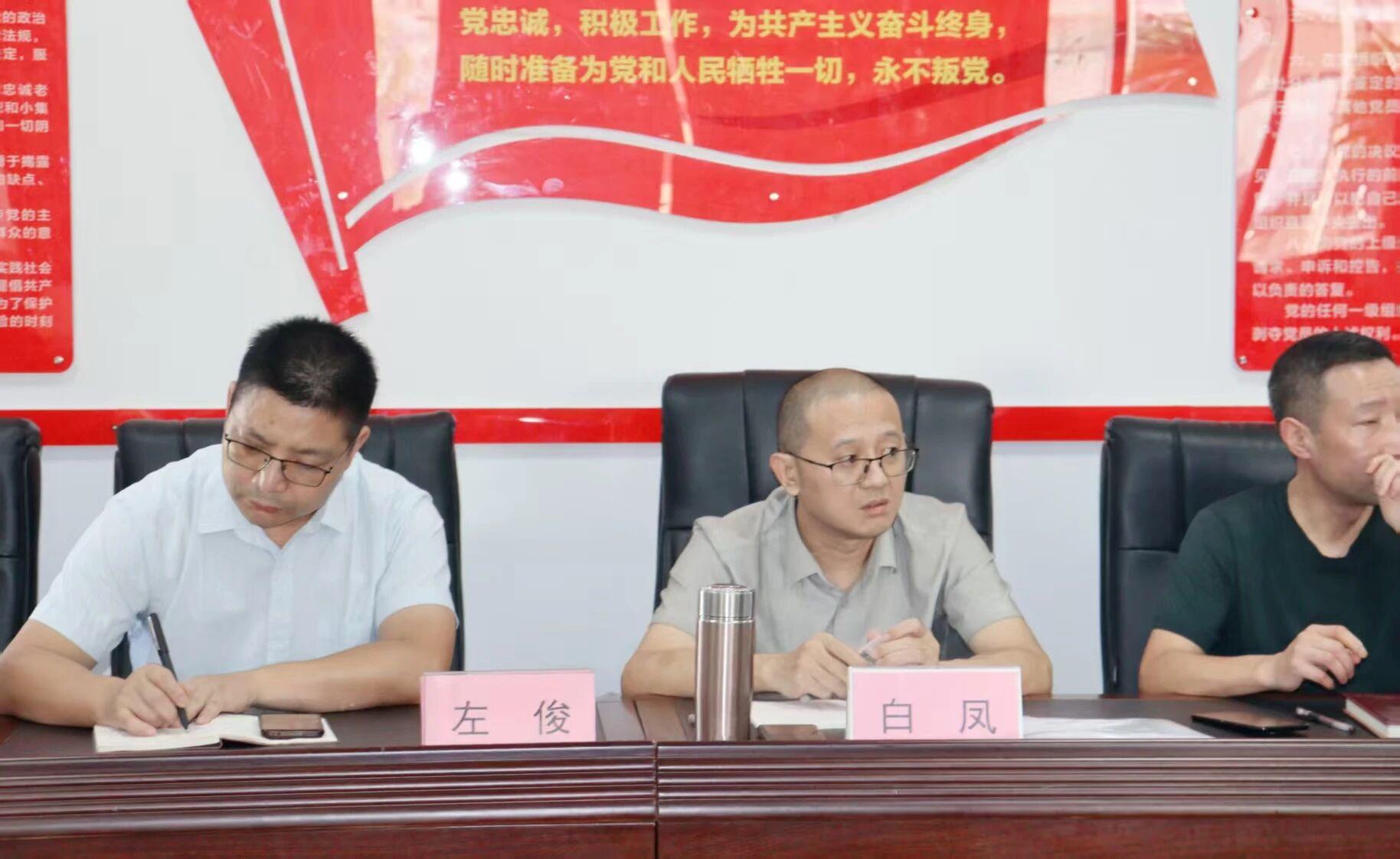 68ed060e75d39.jpg 399ec7db37abd6828a14804824a61e30.jpg